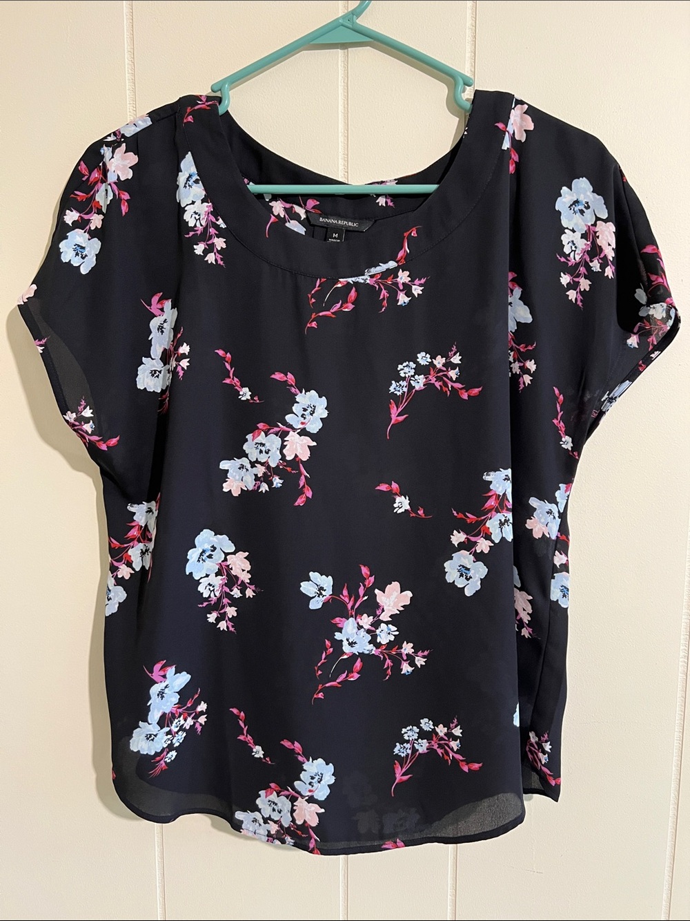 NWOT Banana Republic Black Blouse with Pink & Light Blue Floral Print Size M